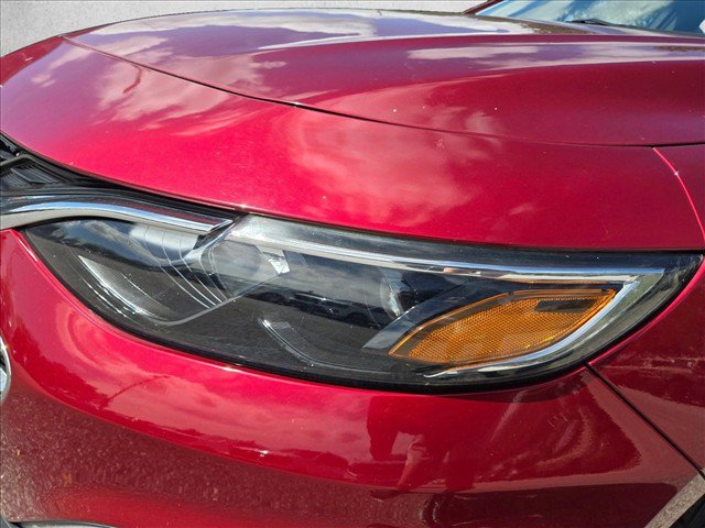 Used 2020 Chevrolet Malibu LT FWD image 21