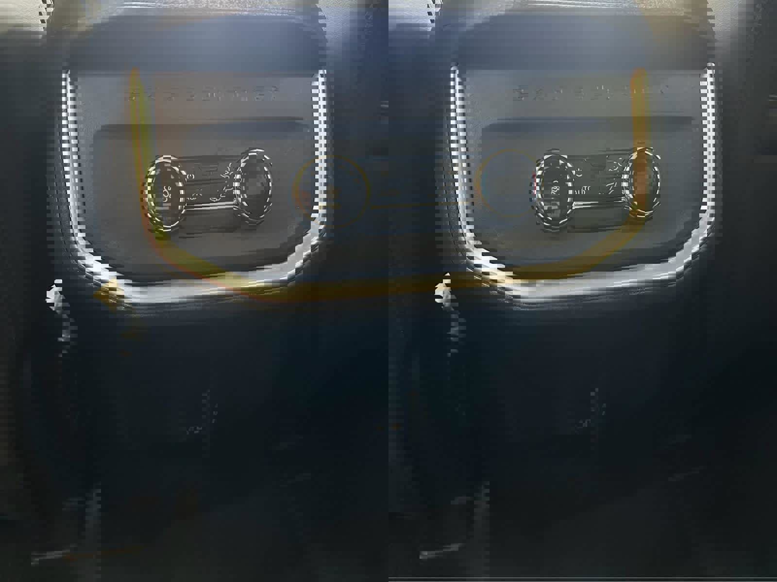 Certified 2025 Ford Expedition Active image 42