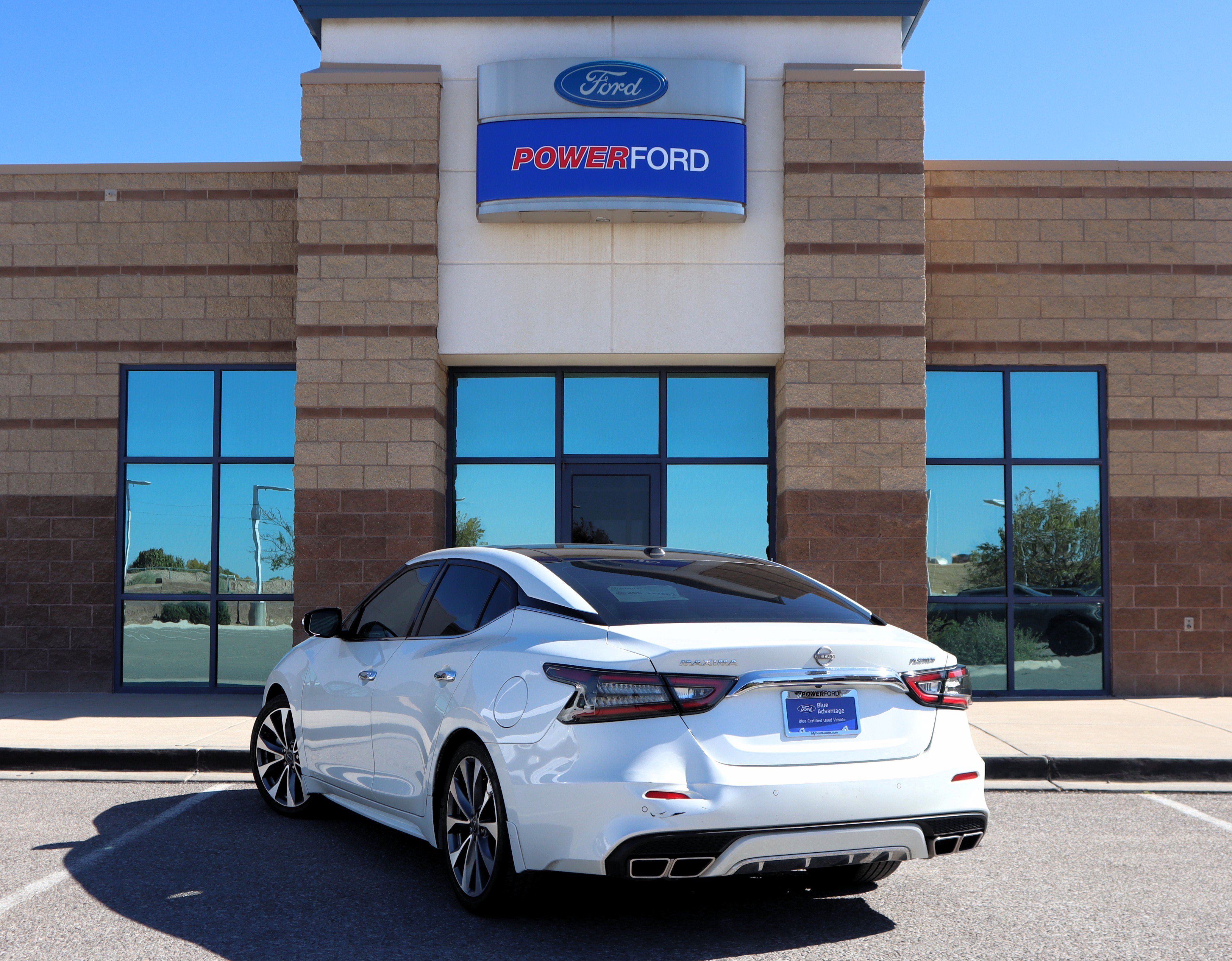 Used 2023 Nissan Maxima Platinum w/ Sport Mat Group FWD image 8