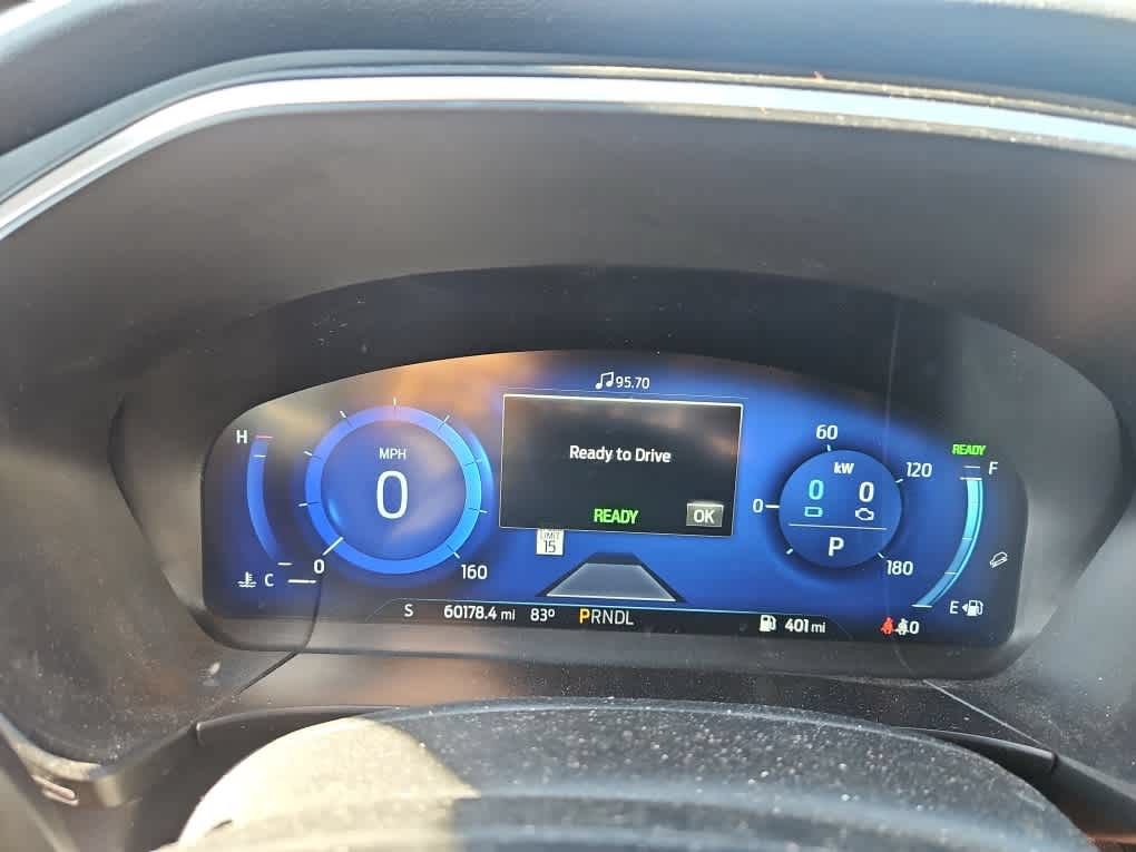 Certified 2020 Ford Escape Titanium AWD/4WD image 19