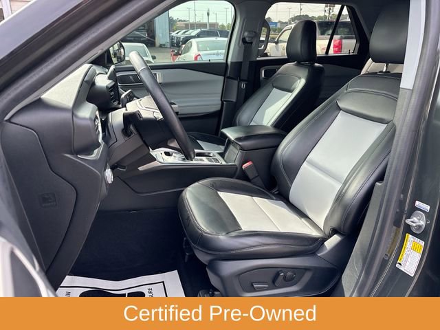 Certified 2022 Ford Explorer XLT w/ Equipment Group 202A image 17