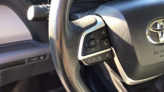 Used 2024 Toyota Sienna XLE image 19