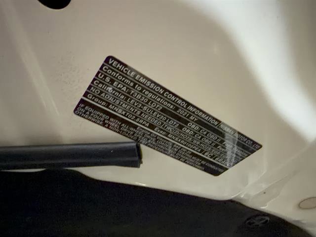 Used 2021 Nissan Rogue SV image 12