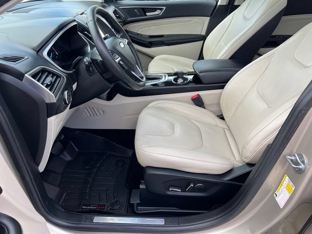 Certified 2017 Ford Edge Titanium w/ Equipment Group 302A AWD/4WD image 23