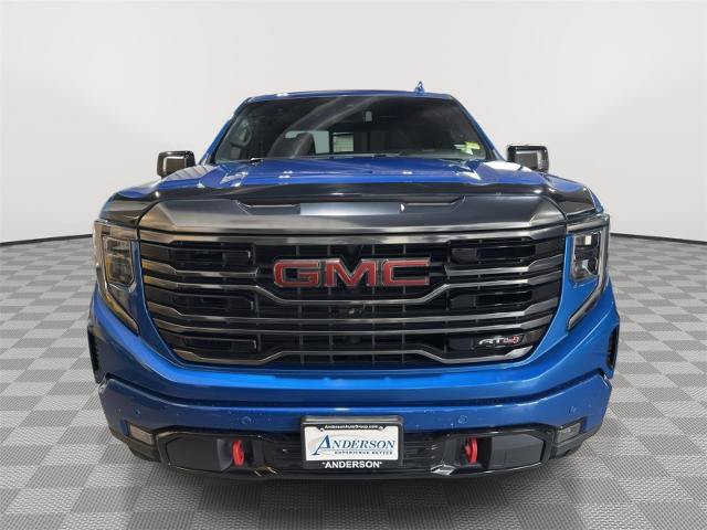 Used 2022 GMC Sierra 1500 AT4 w/ AT4 Premium Package AWD/4WD image 4