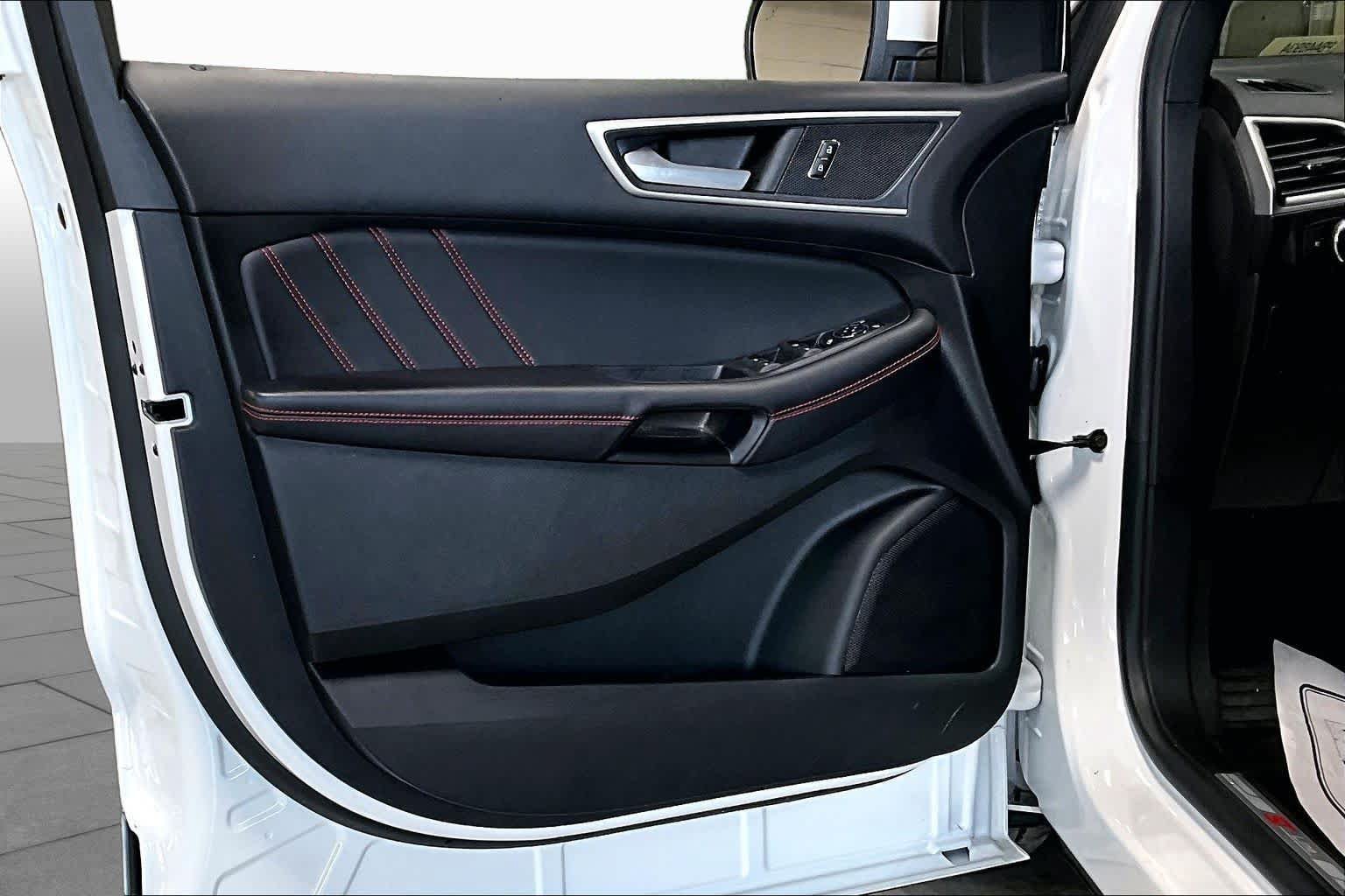 Certified 2023 Ford Edge ST-Line AWD/4WD image 22
