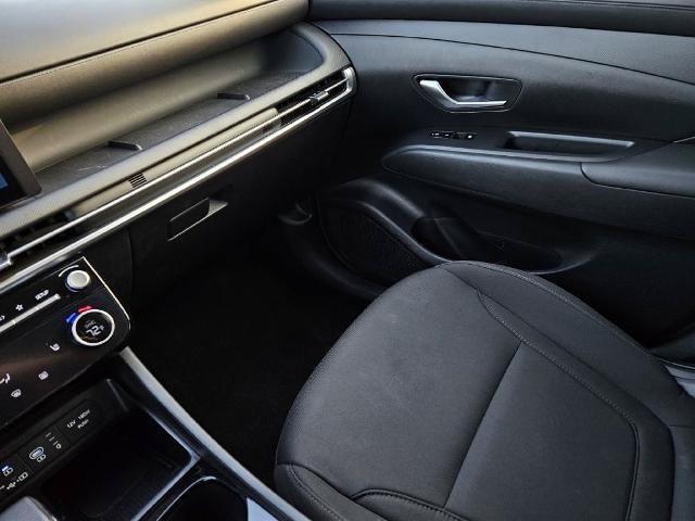 Used 2025 Hyundai Tucson SEL FWD image 30
