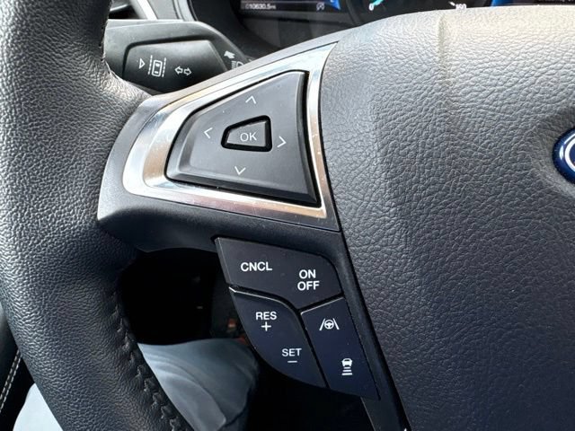 Certified 2023 Ford Edge Titanium w/ Equipment Group 301A AWD/4WD image 18