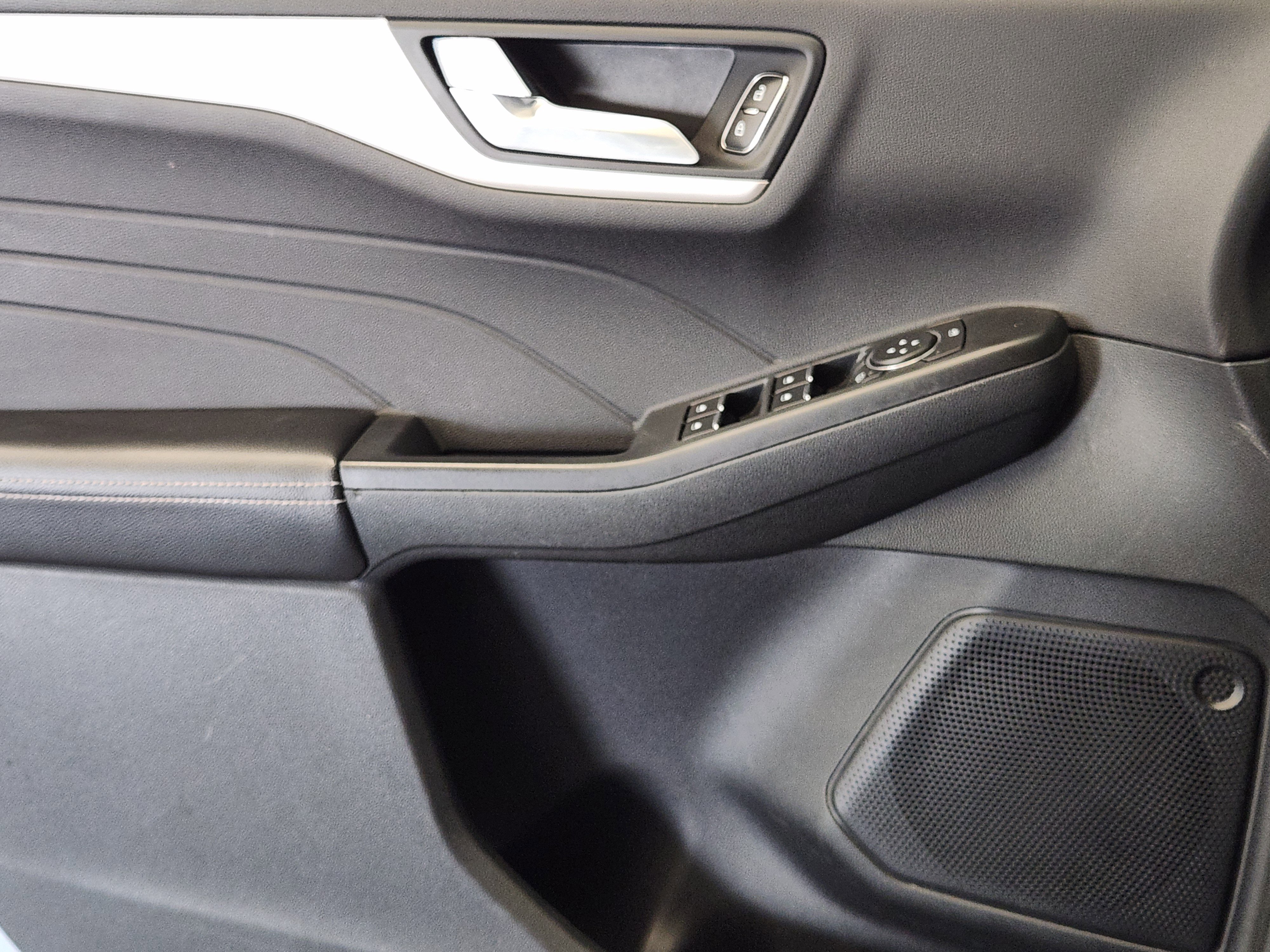 Certified 2022 Ford Escape SEL image 23