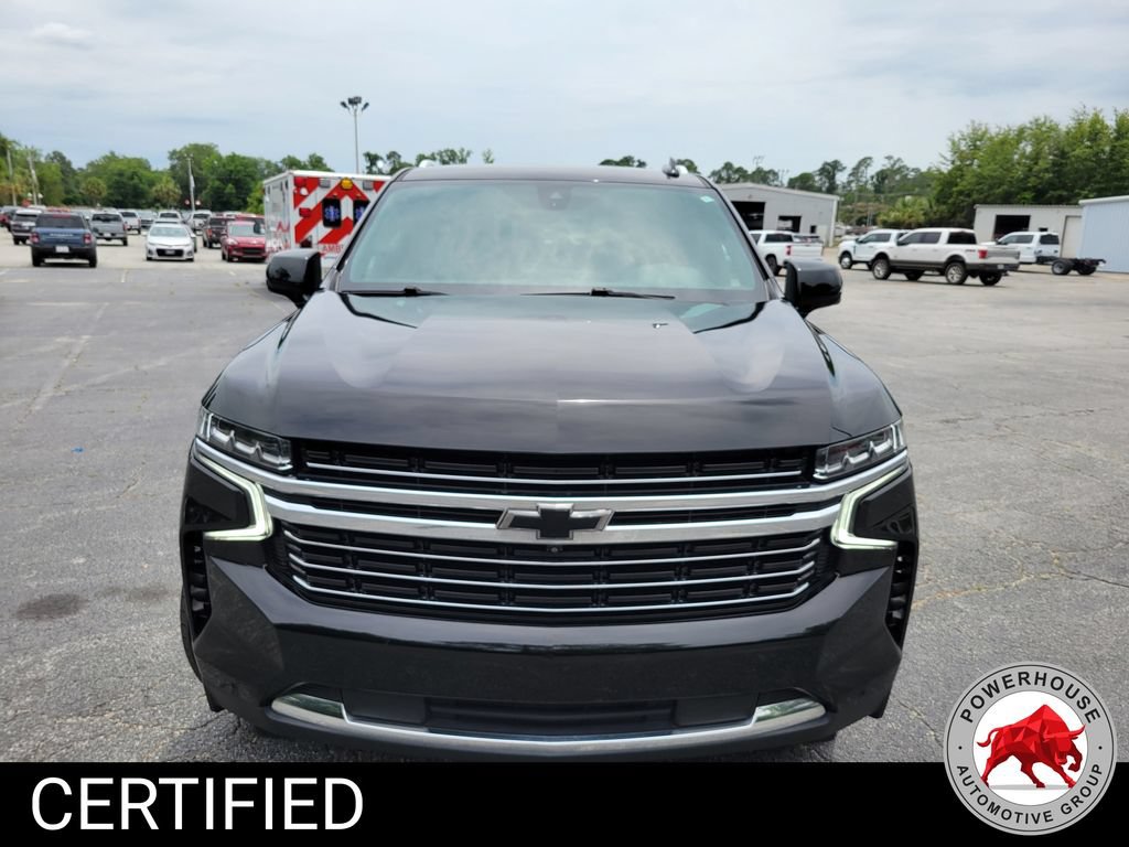 Used 2022 Chevrolet Suburban LT w/ Luxury Package RWD image 10