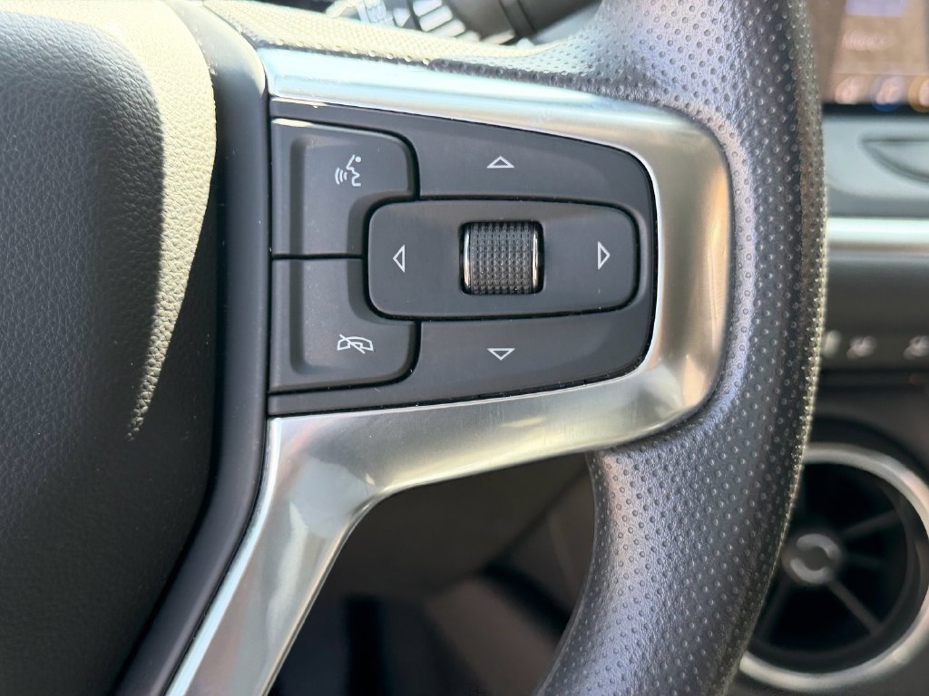 Used 2021 Chevrolet Blazer LT FWD image 23