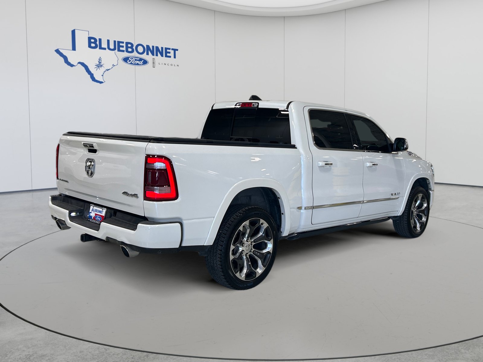 Used 2019 RAM 1500 Limited AWD/4WD image 5