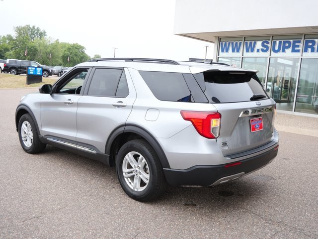 Certified 2022 Ford Explorer XLT w/ Equipment Group 202A AWD/4WD image 7