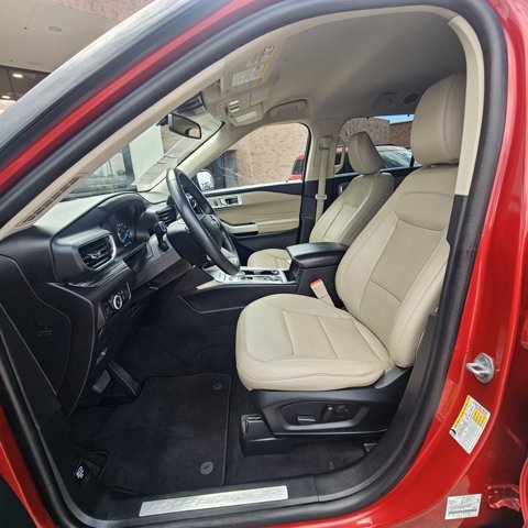Certified 2023 Ford Explorer Limited image 11