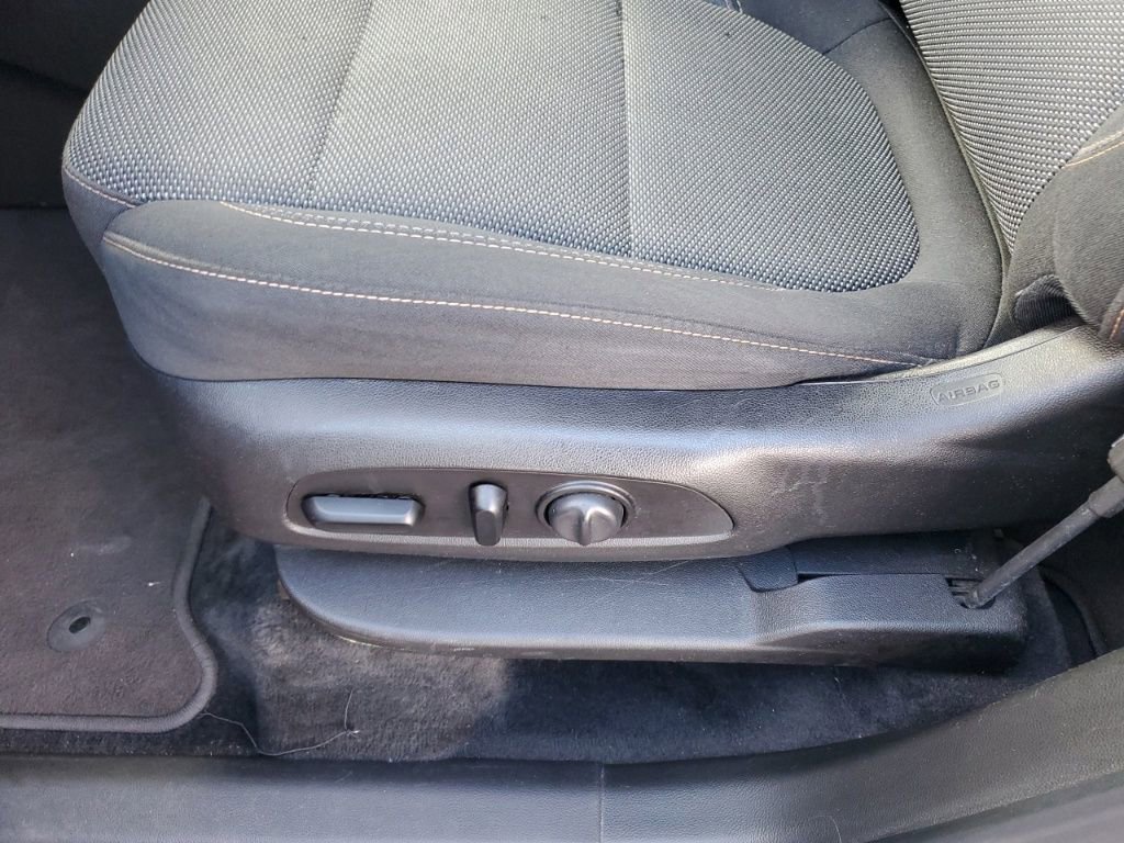 Used 2019 Chevrolet Traverse LT w/ LPO, Floor Liner Package image 16