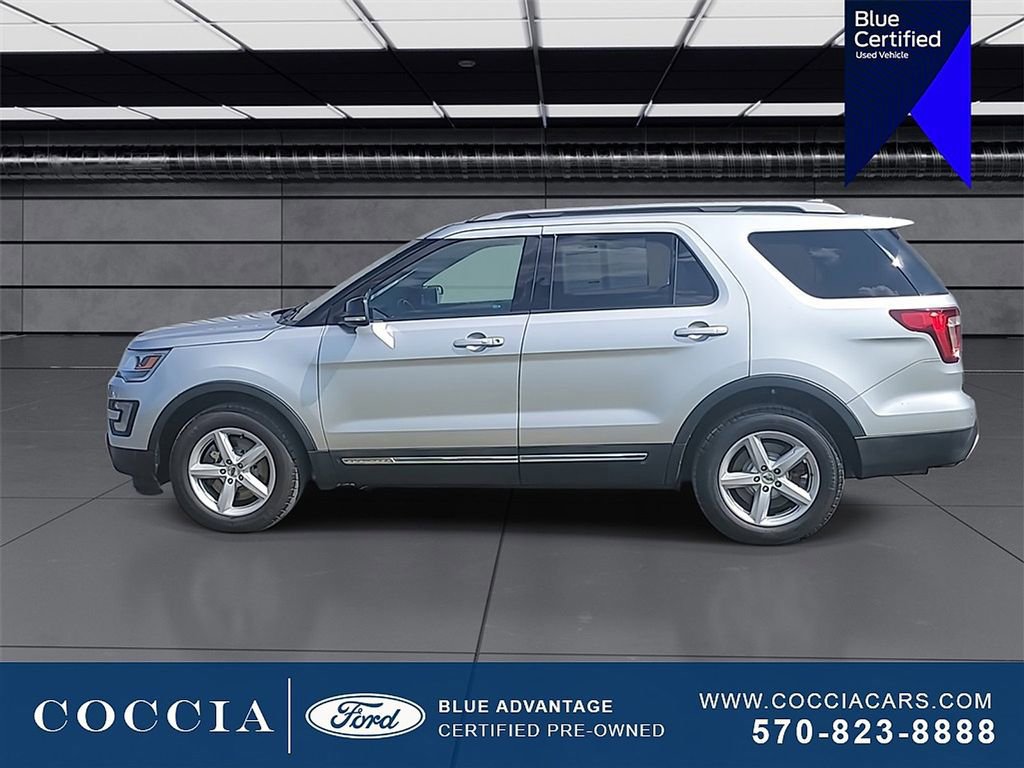 Certified 2016 Ford Explorer XLT w/ Equipment Group 202A image 3