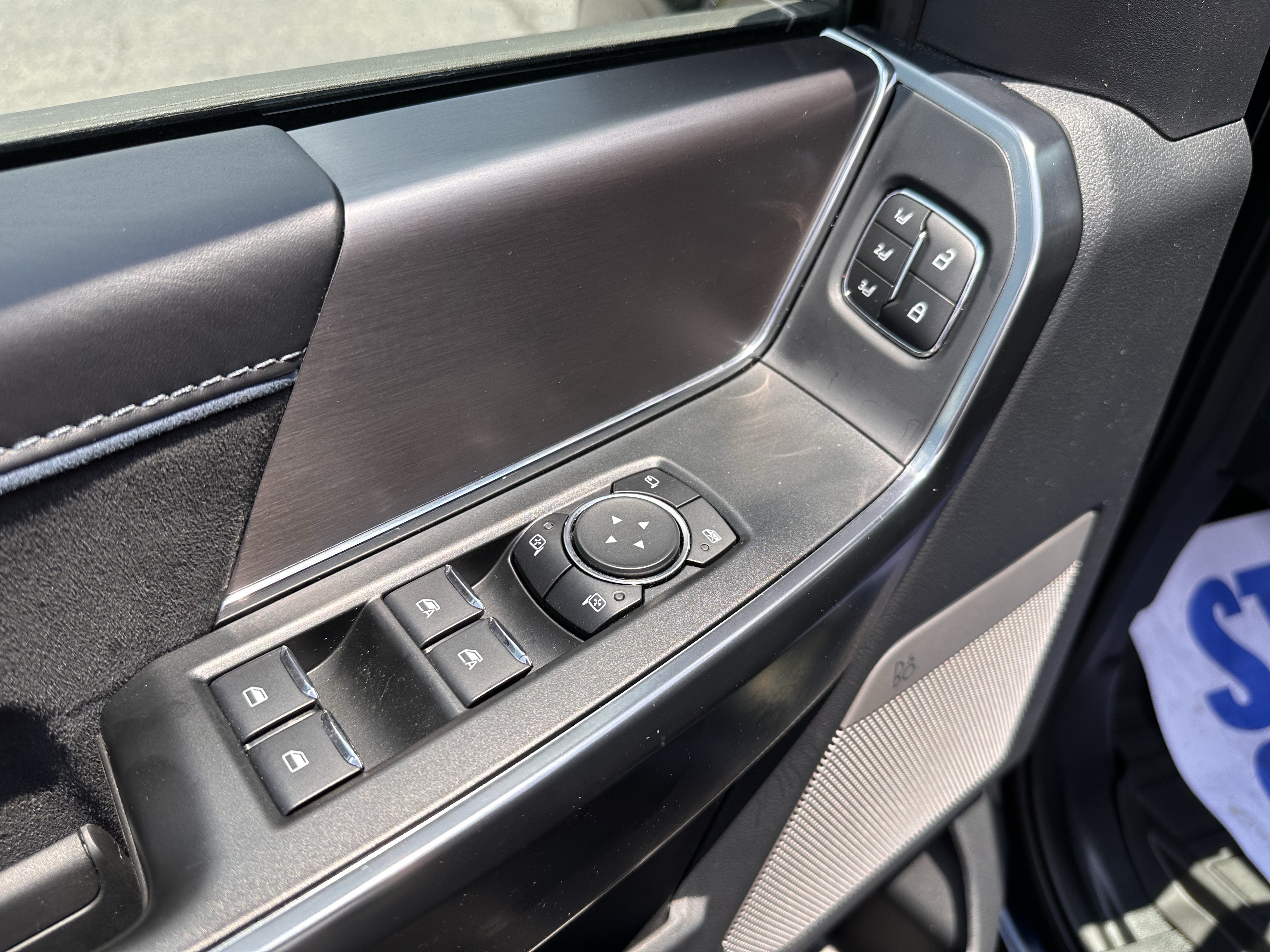 Certified 2025 Ford F150 Platinum AWD/4WD image 21