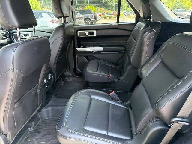 Certified 2021 Ford Explorer XLT w/ Equipment Group 202A AWD/4WD image 15