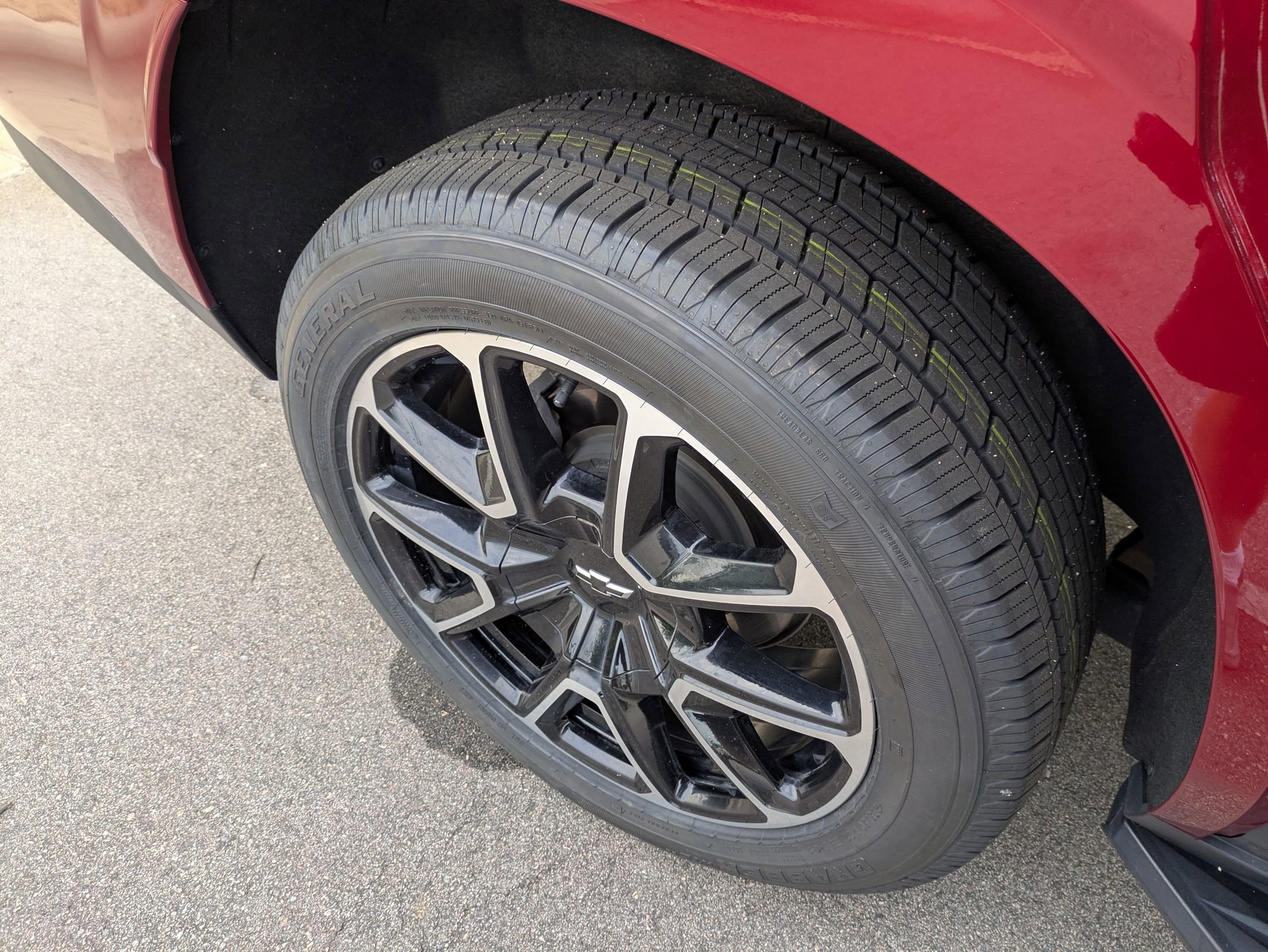 Used 2023 Chevrolet Tahoe RST RWD image 37