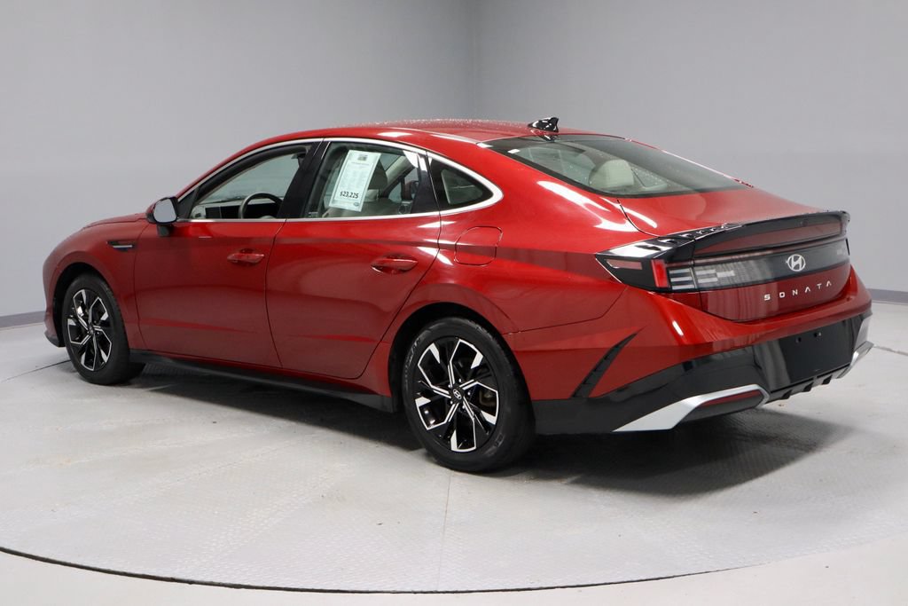 Used 2024 Hyundai Sonata SEL FWD image 9