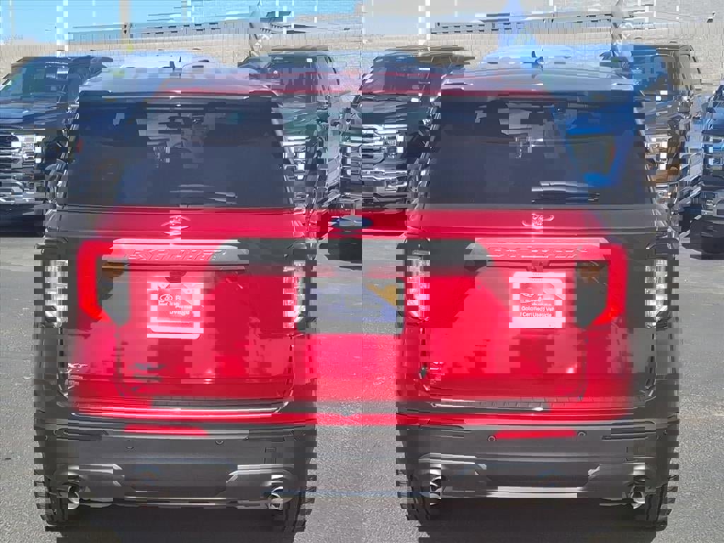 Certified 2023 Ford Explorer XLT w/ Equipment Group 202A image 4