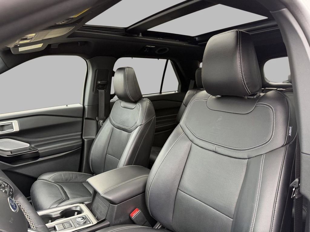 Certified 2023 Ford Explorer ST w/ Equipment Group 401A image 11