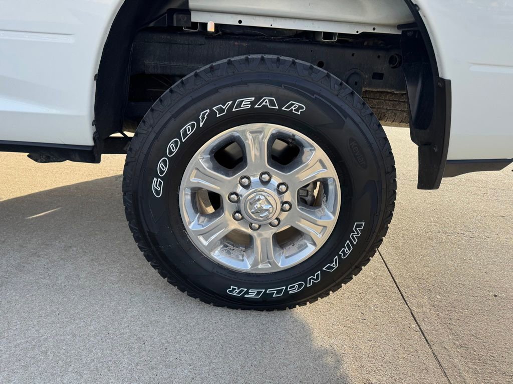 Used 2024 RAM 2500 Big Horn AWD/4WD image 6