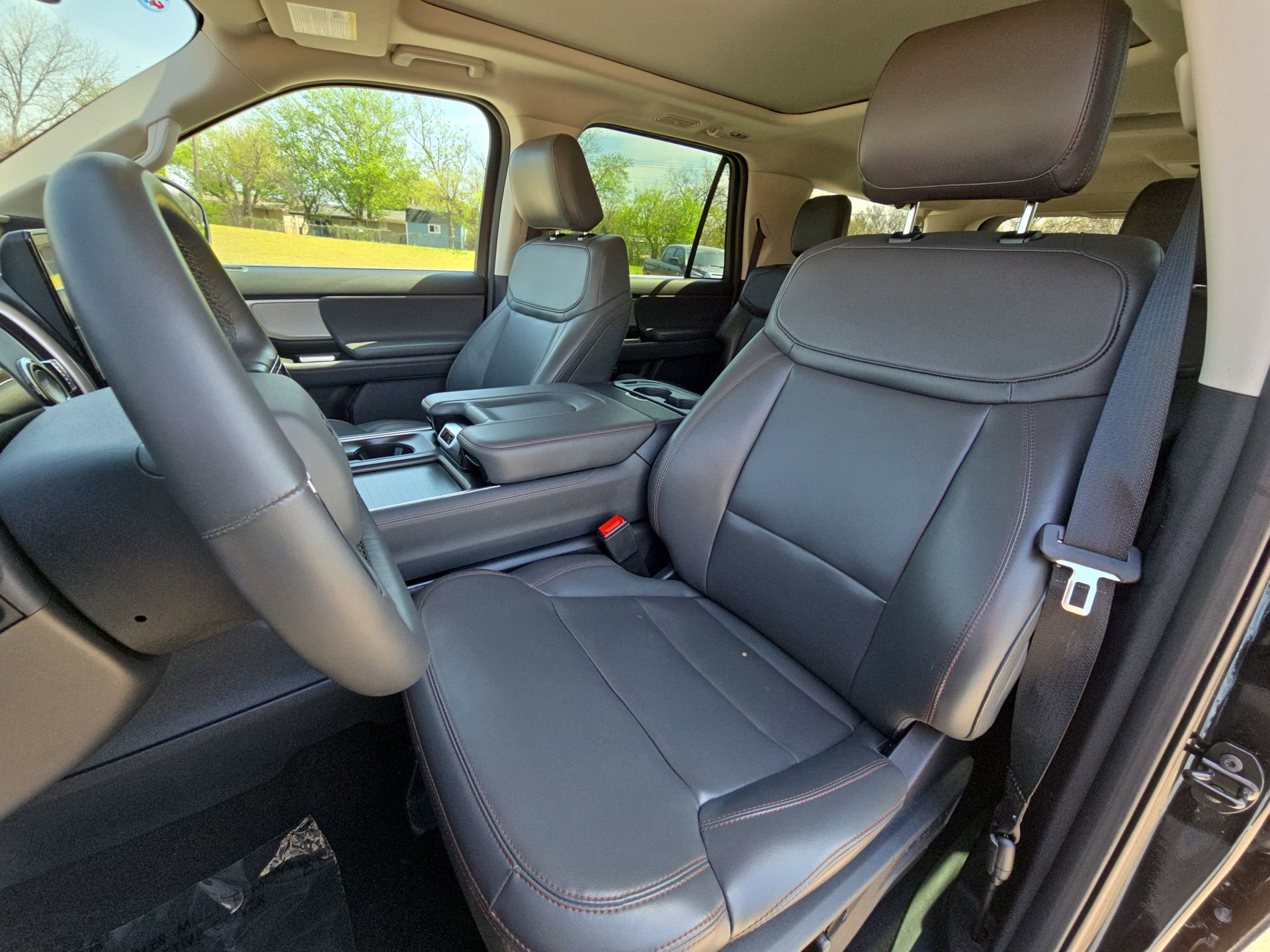 Certified 2025 Ford Expedition Max Active AWD/4WD image 11