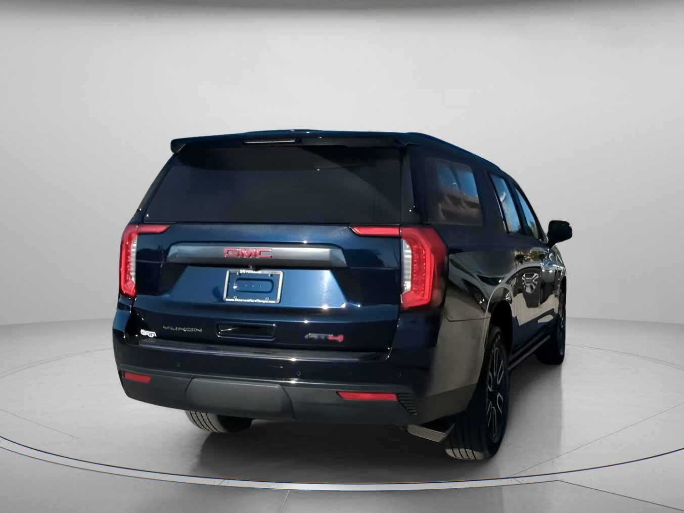 Used 2021 GMC Yukon XL AT4 w/ AT4 Premium Package image 18