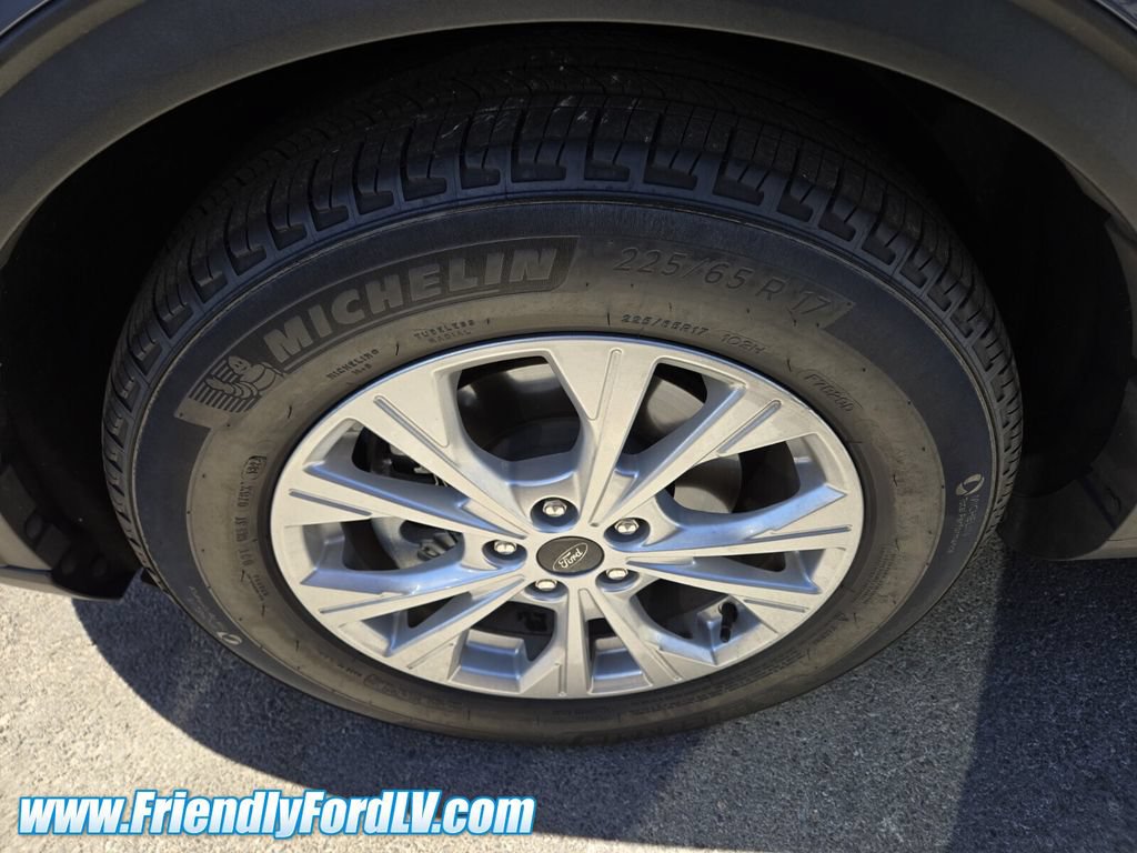 Certified 2024 Ford Escape Active FWD image 3