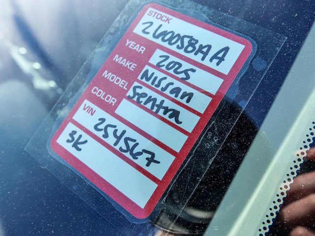 Used 2025 Nissan Sentra SV image 34