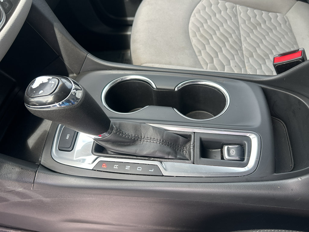 Used 2021 Chevrolet Equinox LS AWD/4WD image 23