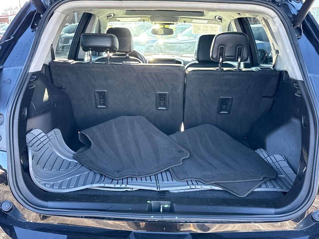 Used 2020 GMC Terrain SLT image 6