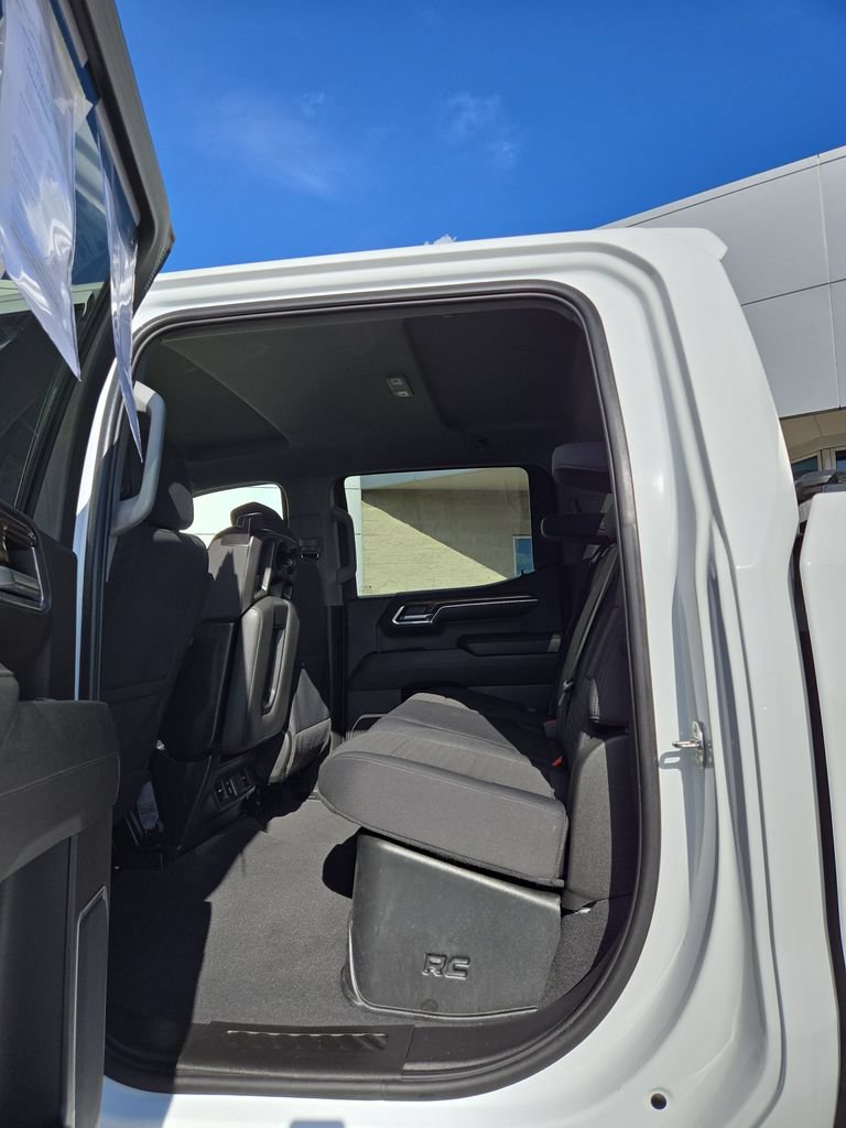 Used 2024 Chevrolet Silverado 1500 LT AWD/4WD image 24