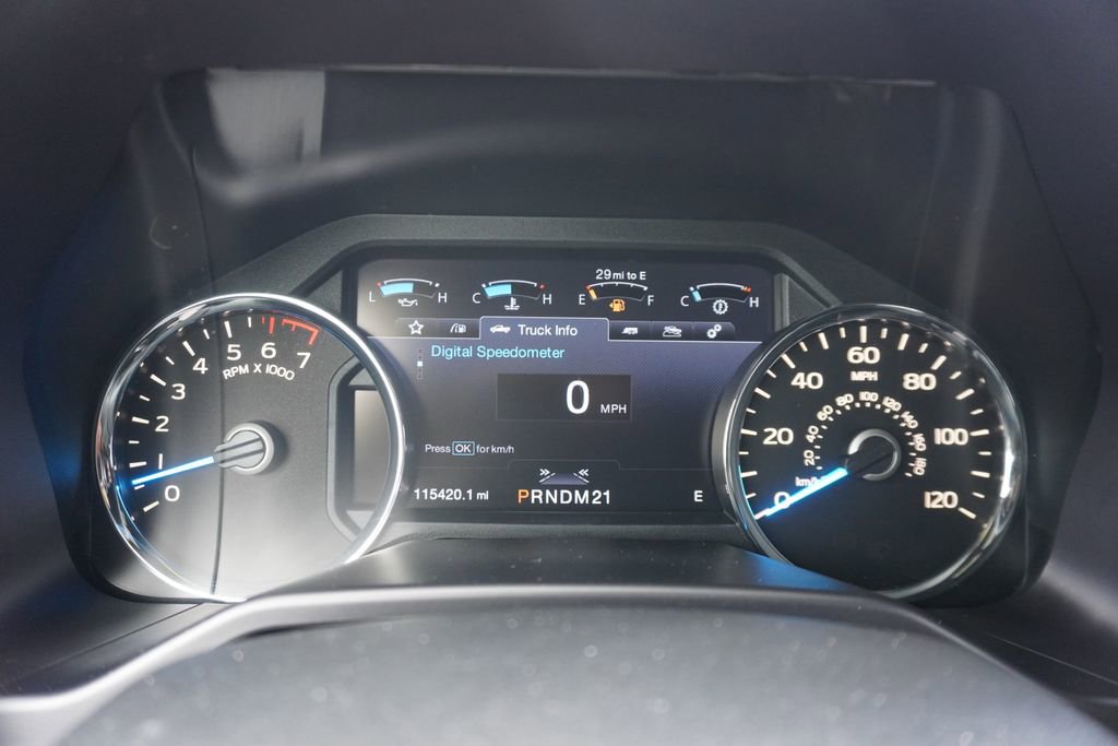 Certified 2020 Ford Edge Titanium FWD image 11