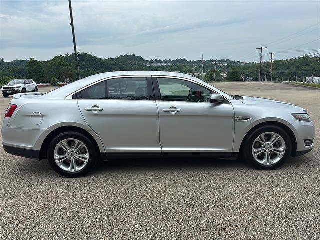 Certified 2019 Ford Taurus SEL AWD/4WD image 5