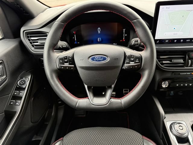 Certified 2023 Ford Escape ST-Line w/ Tech Pack #1 AWD/4WD image 27