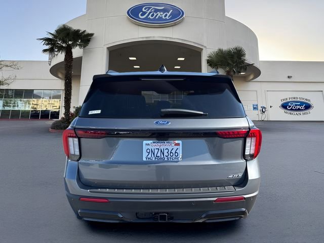 Certified 2025 Ford Explorer ST-Line w/ ST-Line Street Pack AWD/4WD image 4