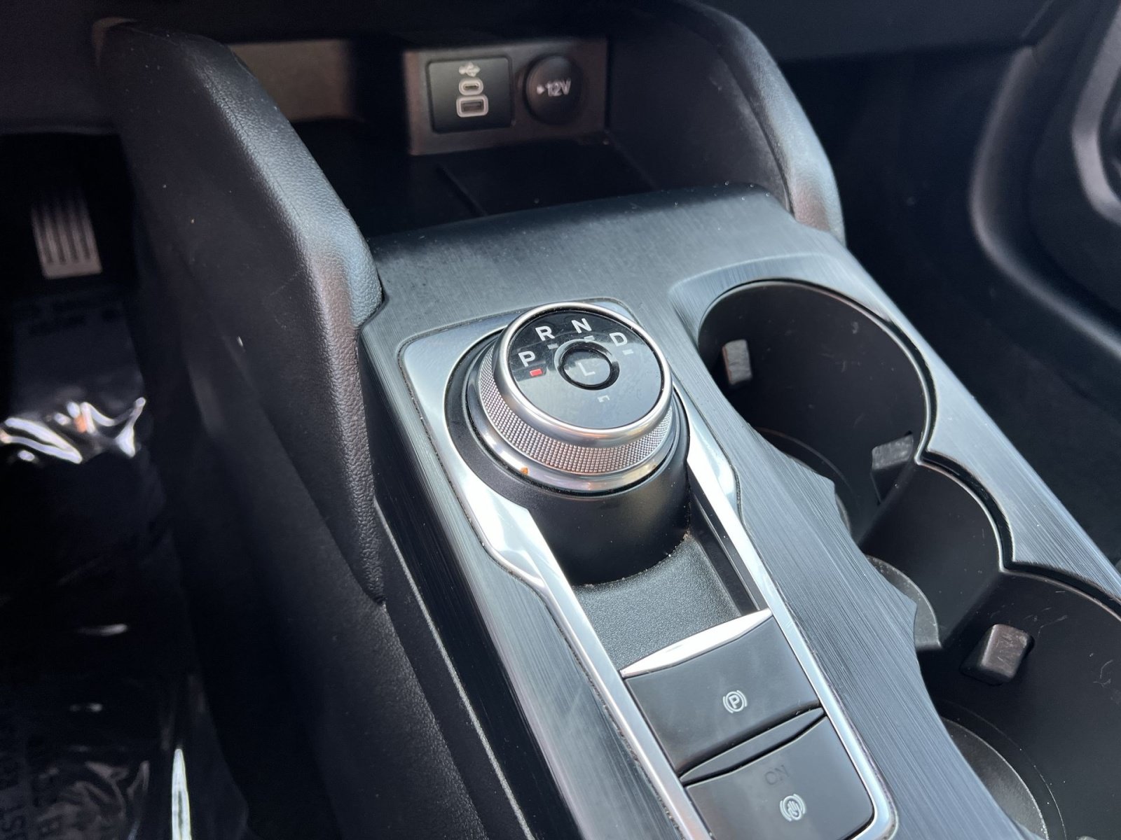 Certified 2025 Ford Escape ST-Line FWD image 21
