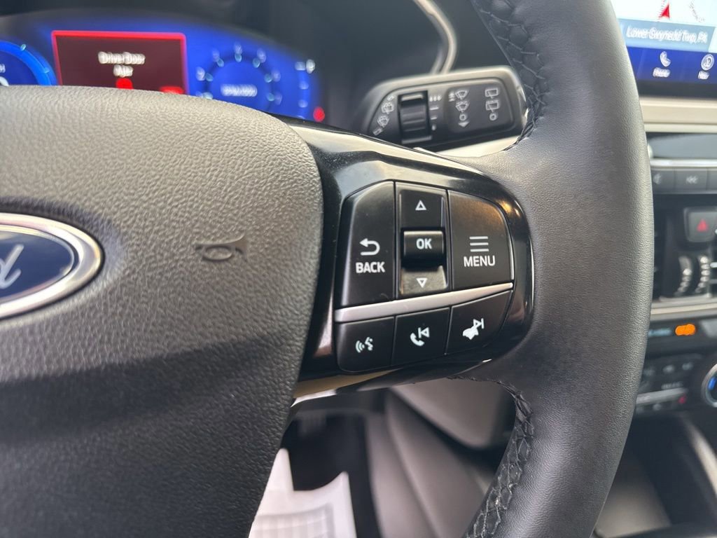 Certified 2022 Ford Escape SEL w/ Technology Package image 21