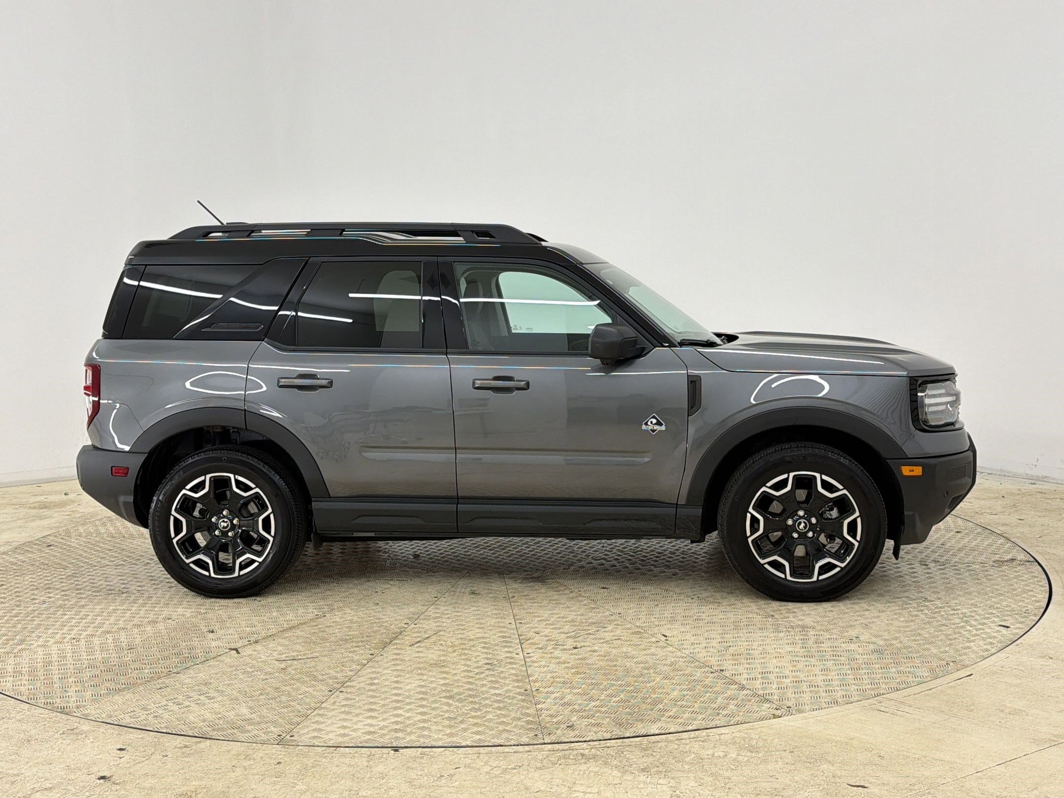 Certified 2025 Ford Bronco Sport Outer Banks w/ Outer Banks Tech Package+ image 8