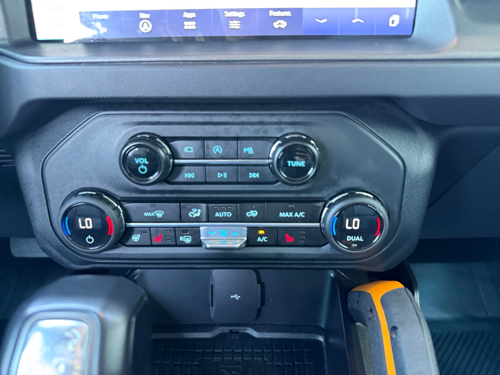 Certified 2024 Ford Bronco Badlands AWD/4WD image 22