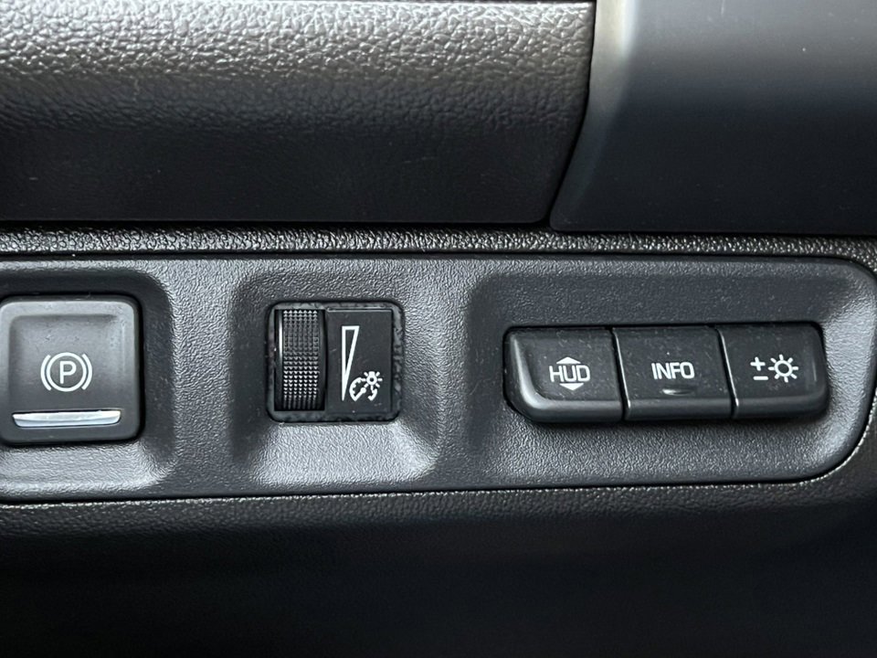 Used 2023 GMC Acadia Denali w/ Trailering Package image 22