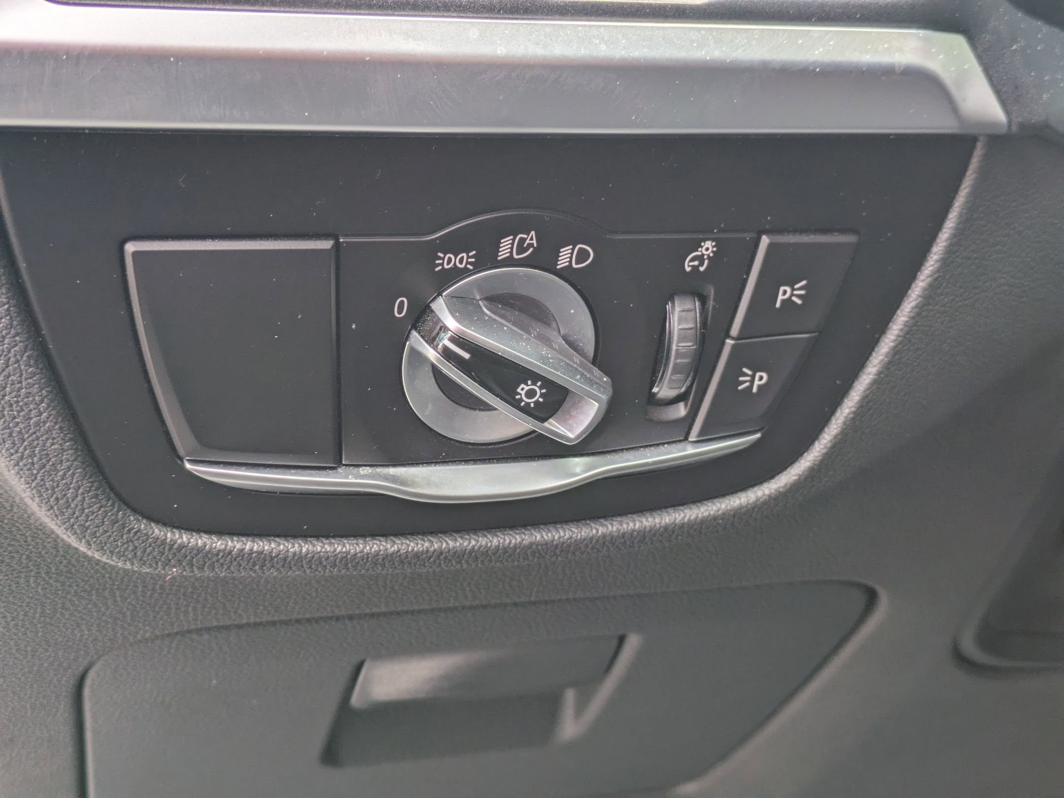 Used 2022 BMW X3 xDrive30i w/ Premium Package 2 image 15