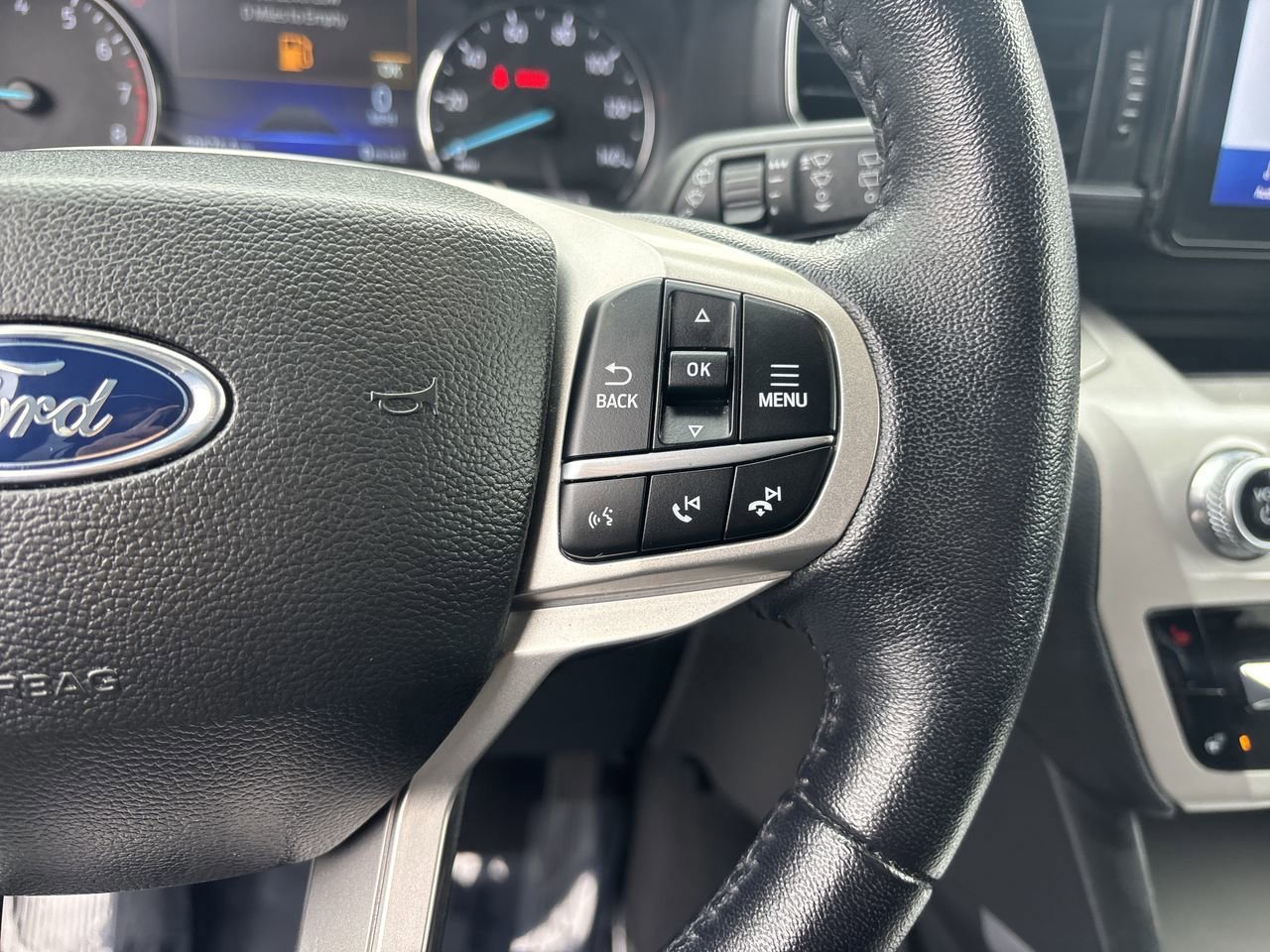 Certified 2023 Ford Explorer XLT w/ Equipment Group 202A image 29