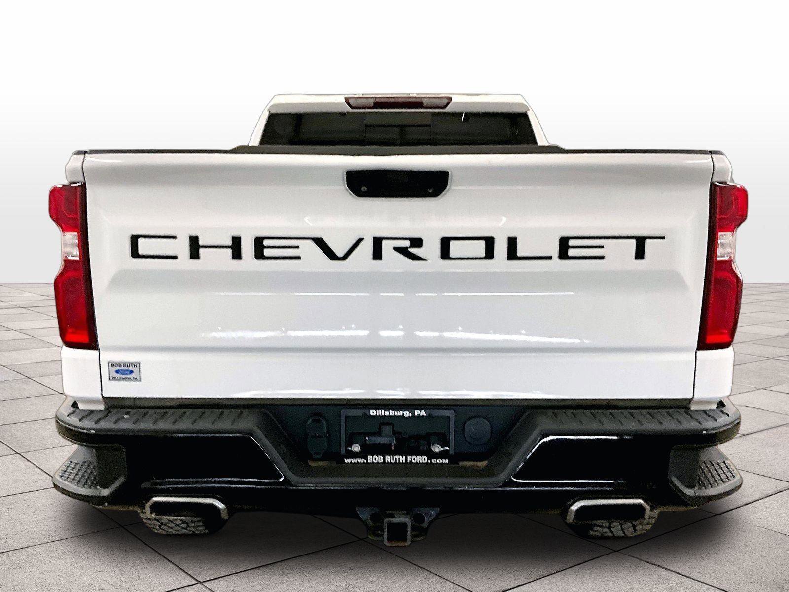 Used 2021 Chevrolet Silverado 1500 LT Trail Boss w/ Convenience Package II AWD/4WD image 4