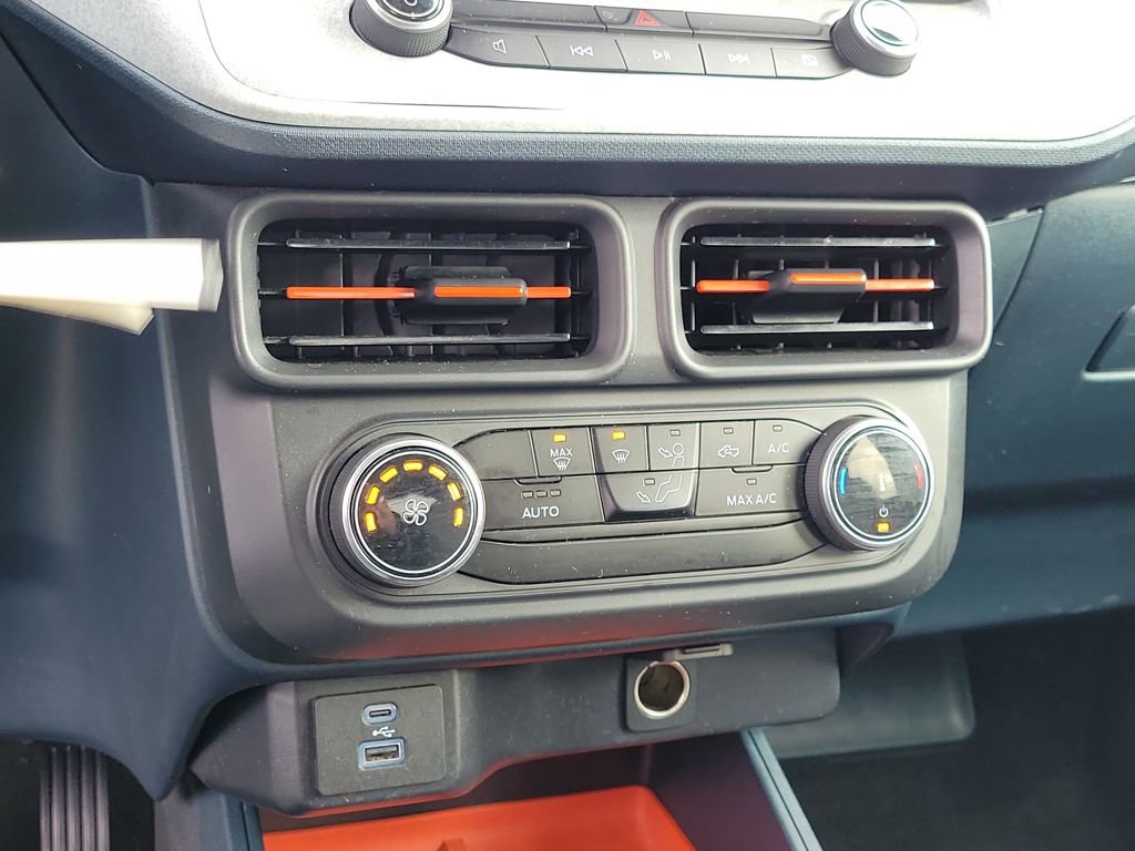 Certified 2023 Ford Maverick XLT image 28