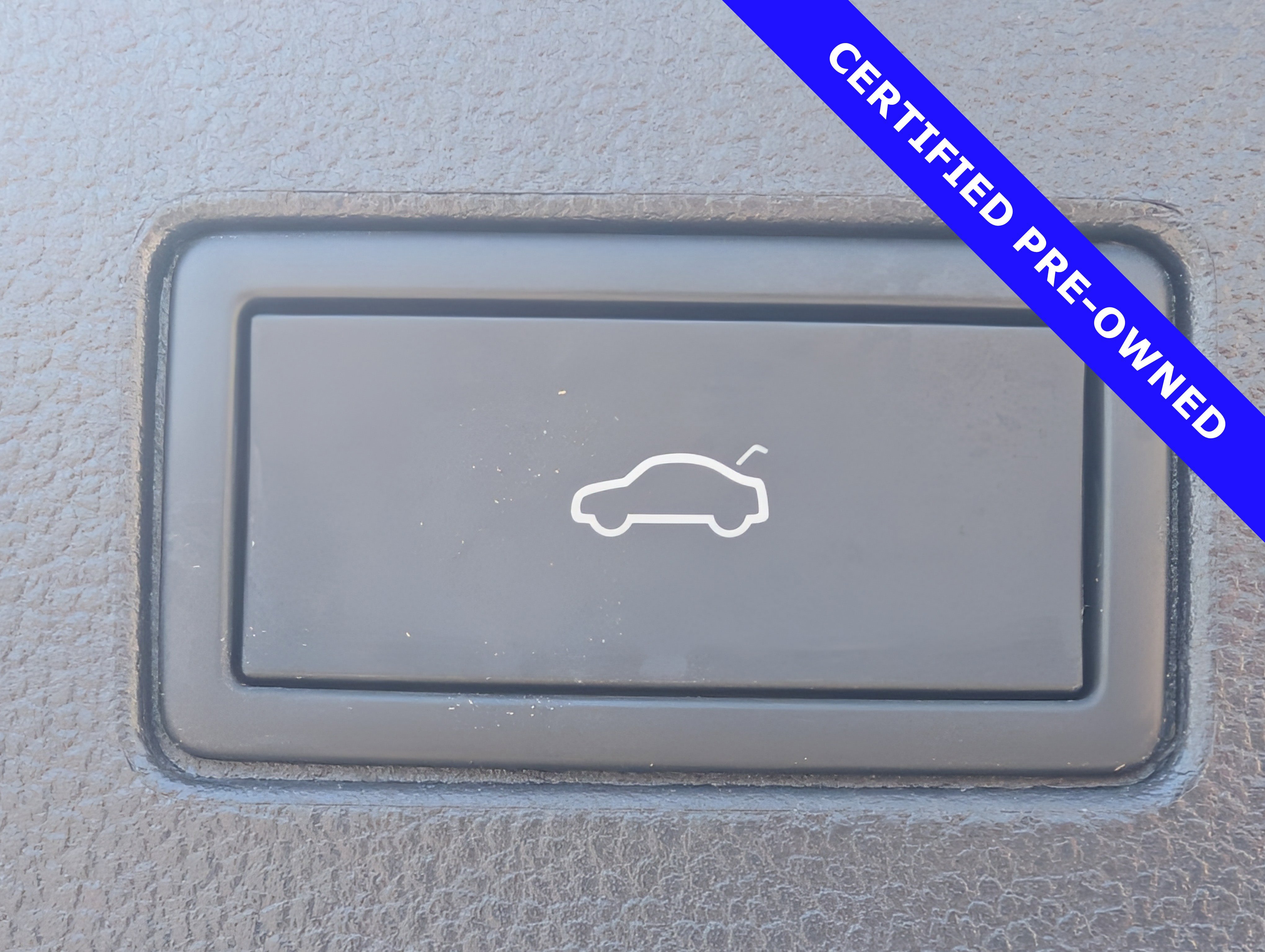 Used 2024 Volkswagen Atlas SE FWD image 14