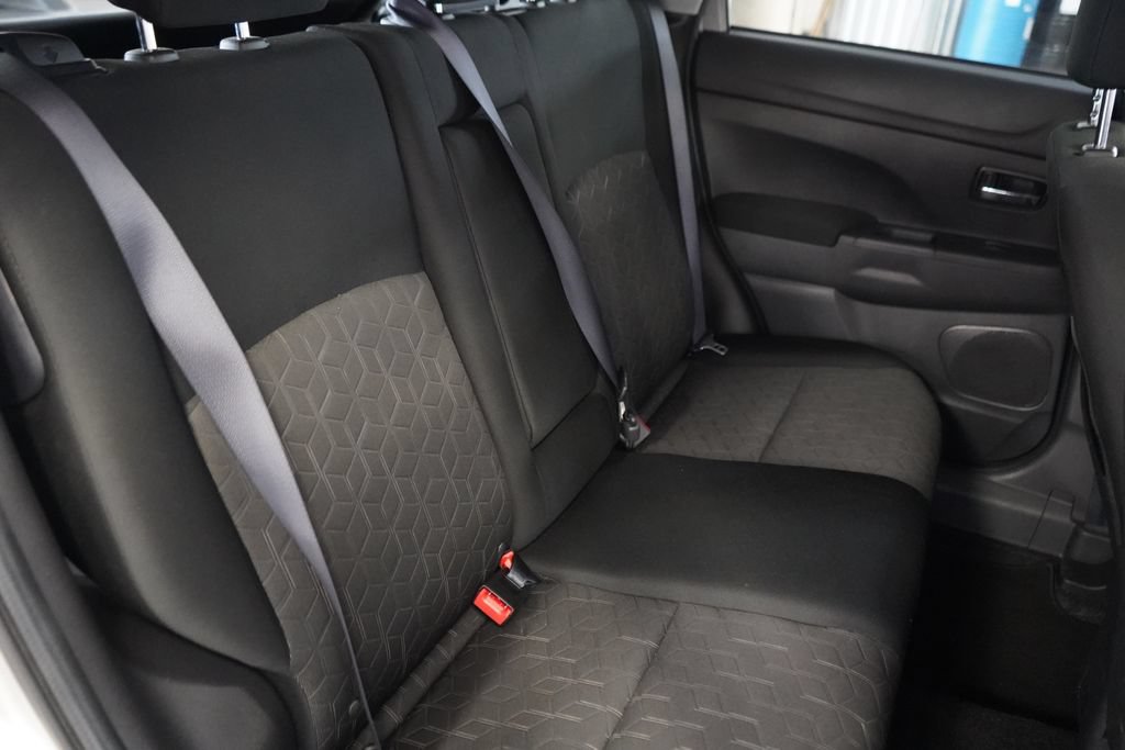 Used 2025 Mitsubishi Outlander Sport ES AWD/4WD image 22