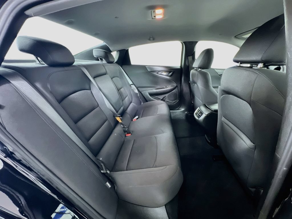 Used 2023 Chevrolet Malibu LT FWD image 31